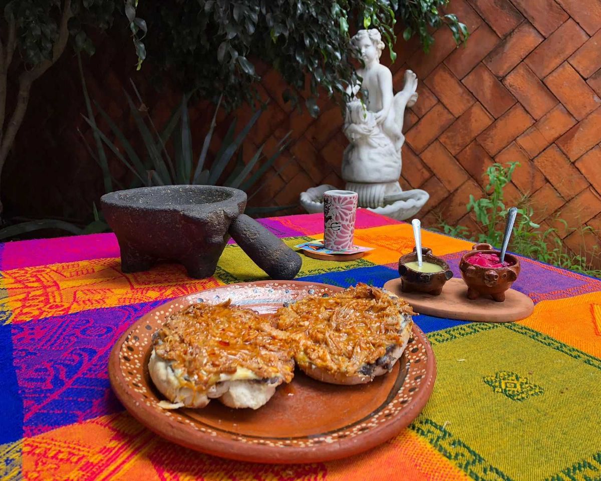 Molletes de Cochinita